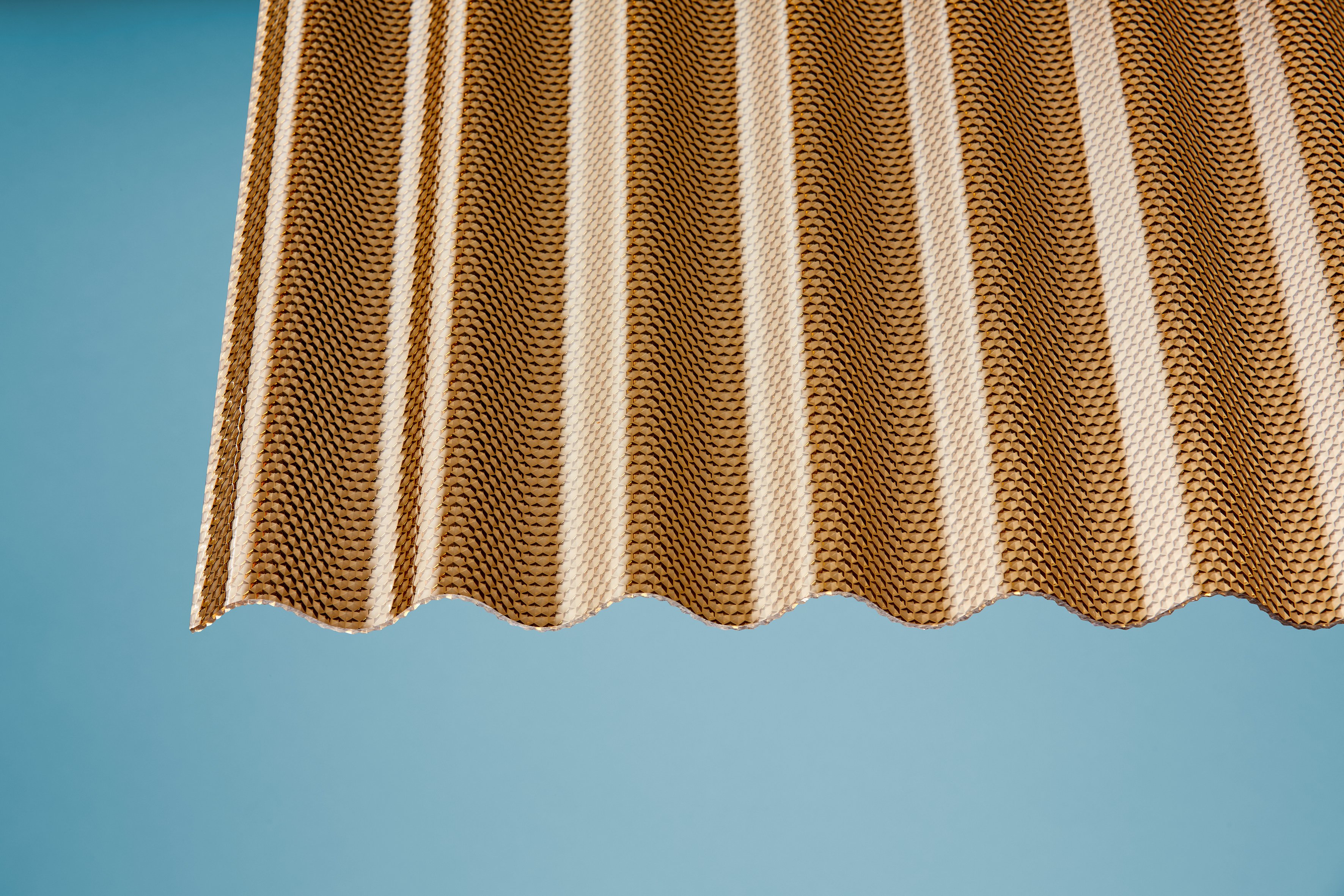 Acryl Wellplatten Sinus 76/18 wabe bronce 3 mm
